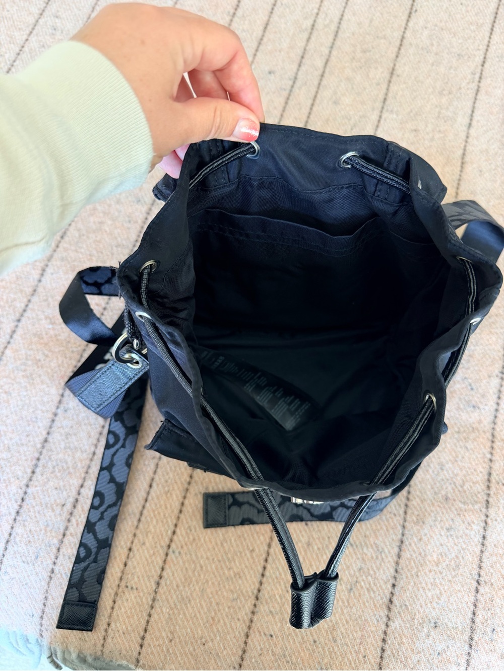 Marimekko Everything Backpack S Unikko - Picture 3 of 9